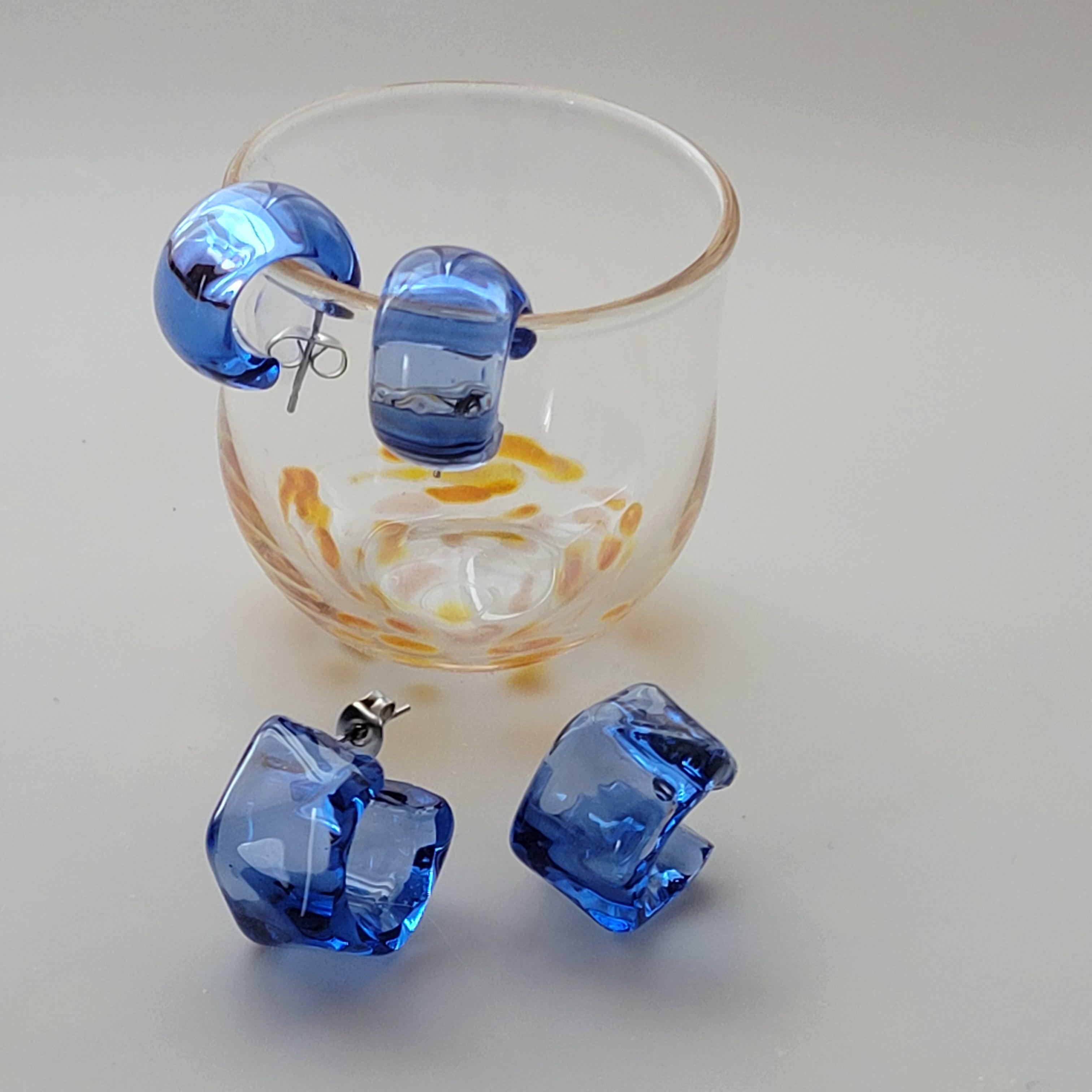clear blue1枚目の画像